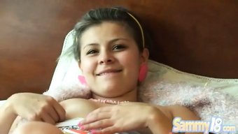 Genç (18+)...