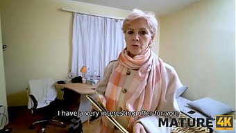 Yaşlı Bir ...
