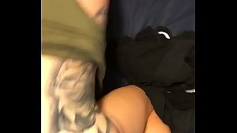 Genç (18+)...