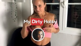 Kinky Arya...
