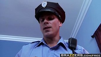 Genç (18+)...