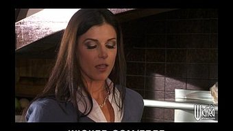Tüylü Milf...