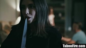 Genç (18+)...