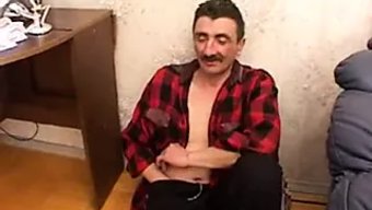 Yaşlı Adam...