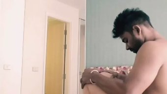 Desi Genç ...