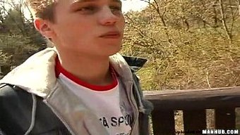 Genç Adam ...