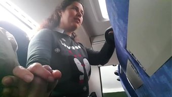 Otobüste O...