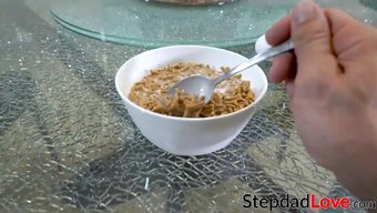 Üvey Kızı ...