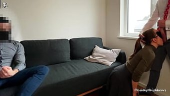 Bir Eş Ve ...